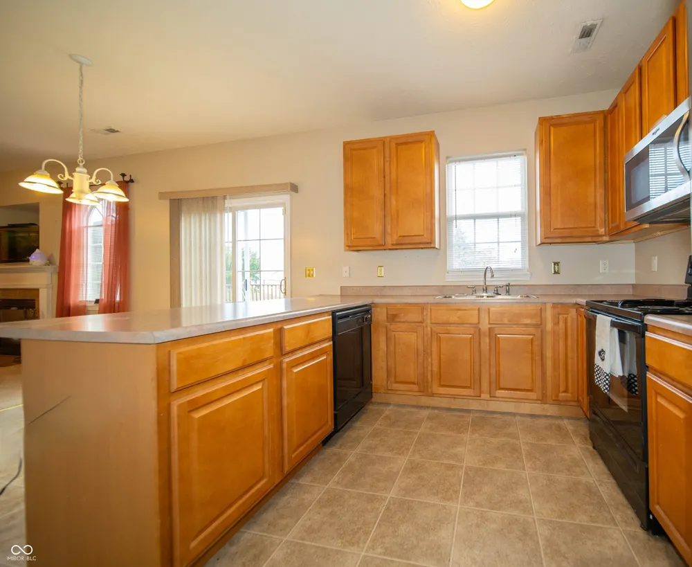 10114 Gate Drive Indianapolis, IN 46239