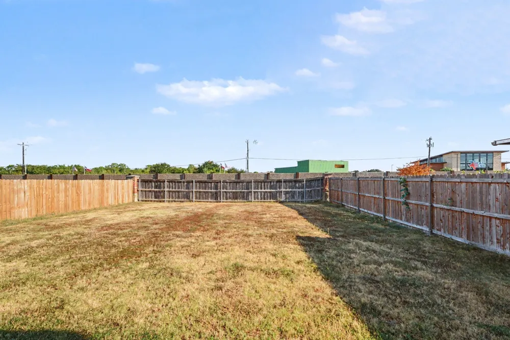 2002 Pin Oak Trail Anna, TX 75409