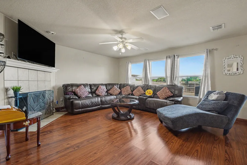 2002 Pin Oak Trail Anna, TX 75409