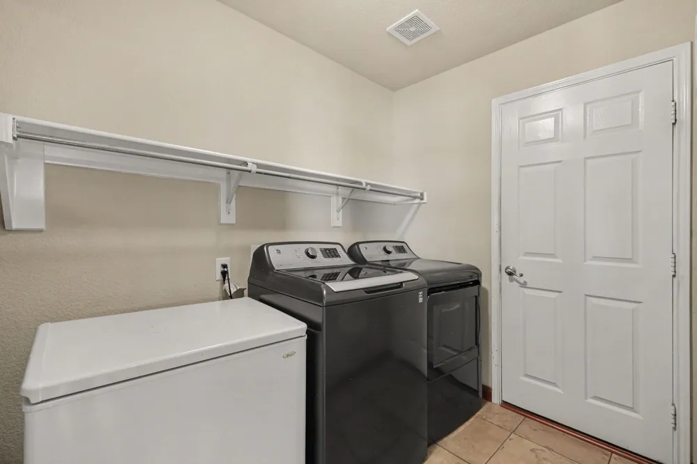 2002 Pin Oak Trail Anna, TX 75409