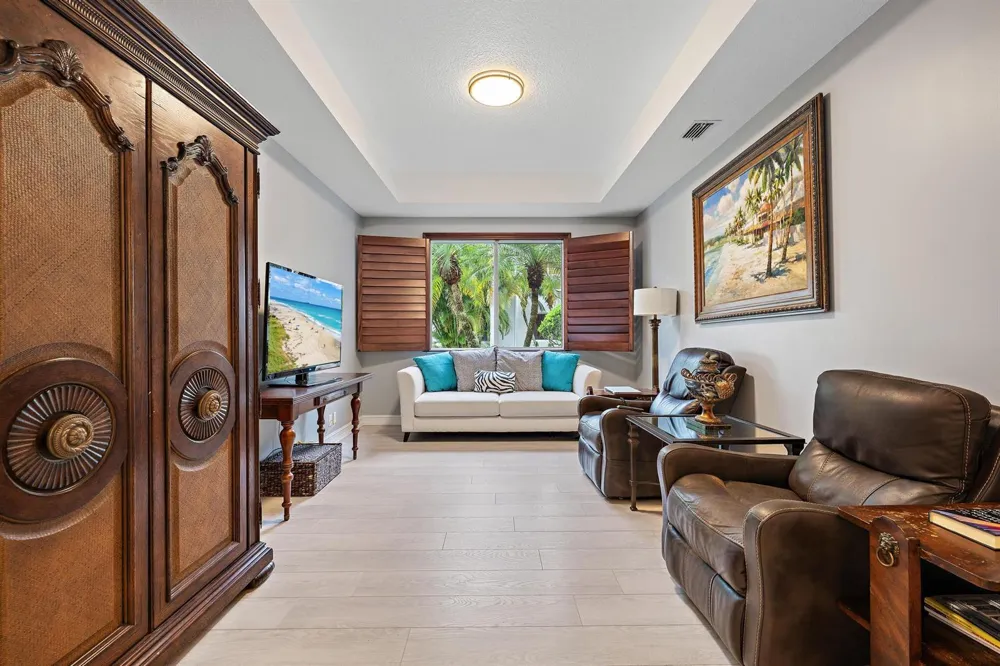 7511 Orchid Hammock Drive West Palm Beach, FL 33412
