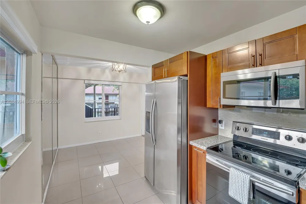 150 SW 134th Way #304R Pembroke Pines, FL 33027