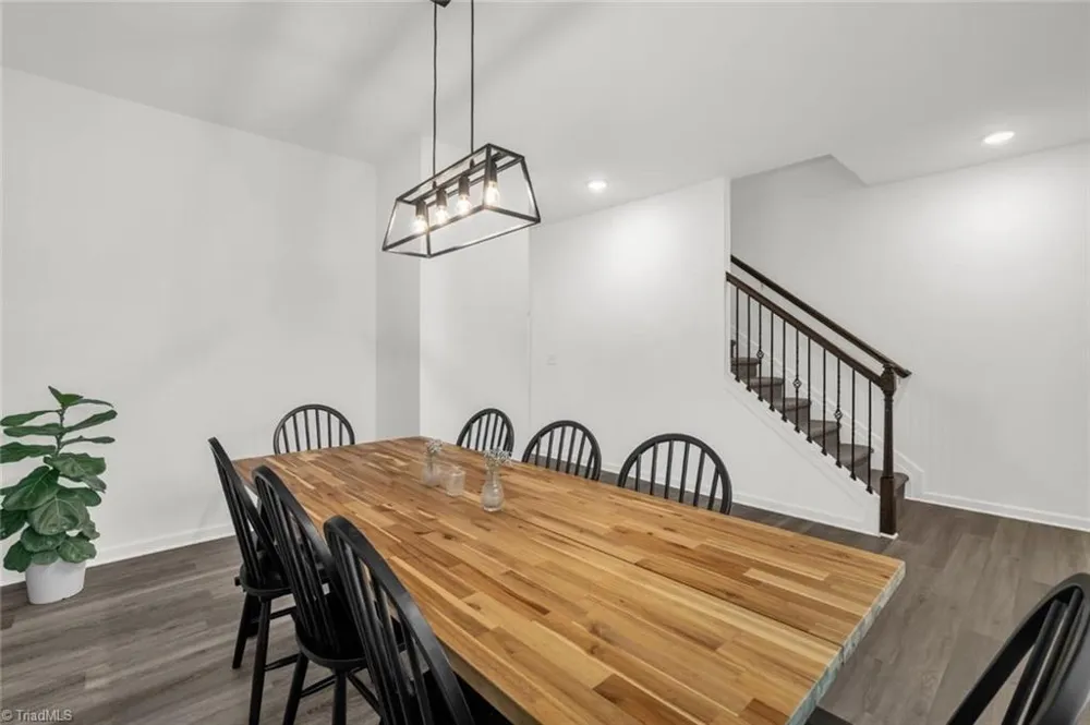 828 Sagemount Street Jamestown, NC 27282