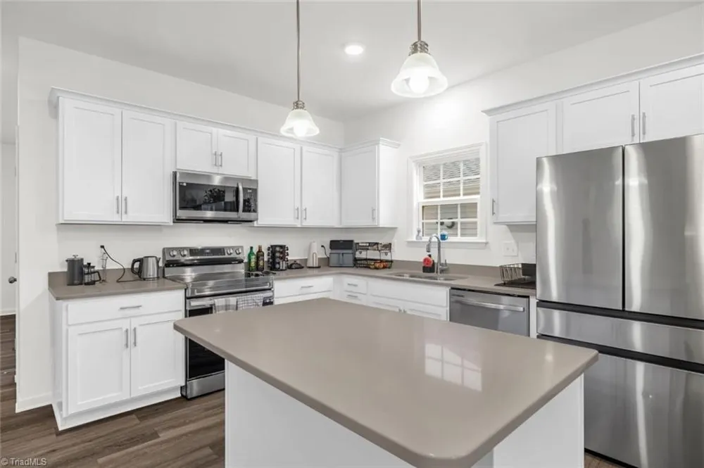 828 Sagemount Street Jamestown, NC 27282