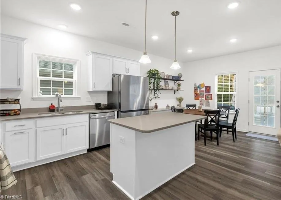 828 Sagemount Street Jamestown, NC 27282