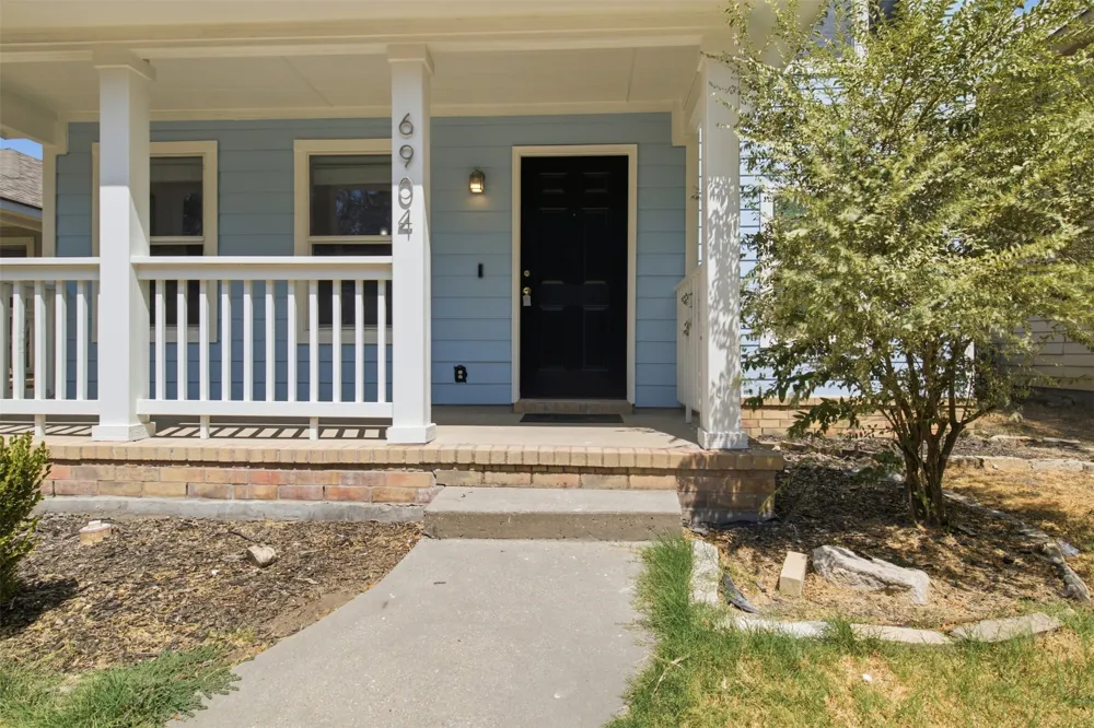 6904 Bountiful Grove Drive McKinney, TX 75070