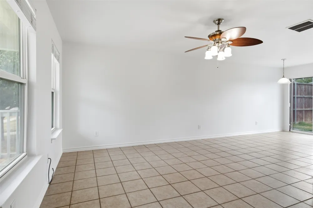 6904 Bountiful Grove Drive McKinney, TX 75070
