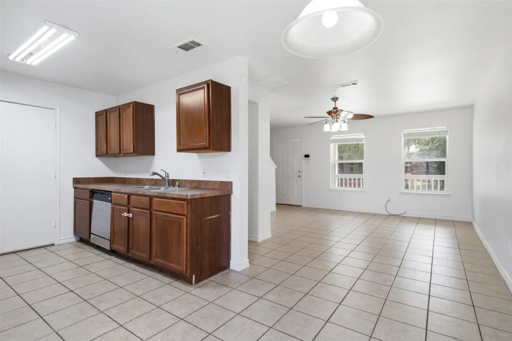 6904 Bountiful Grove Drive McKinney, TX 75070