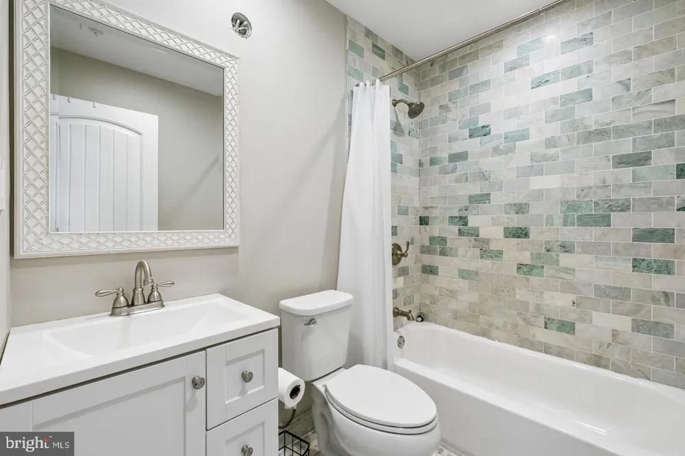 15 WILFRED DRIVE Yardley, PA 19067