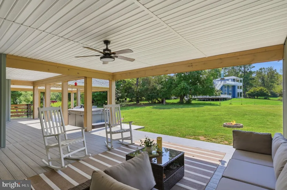 295 KING LEAR DRIVE Charles Town, WV 25414