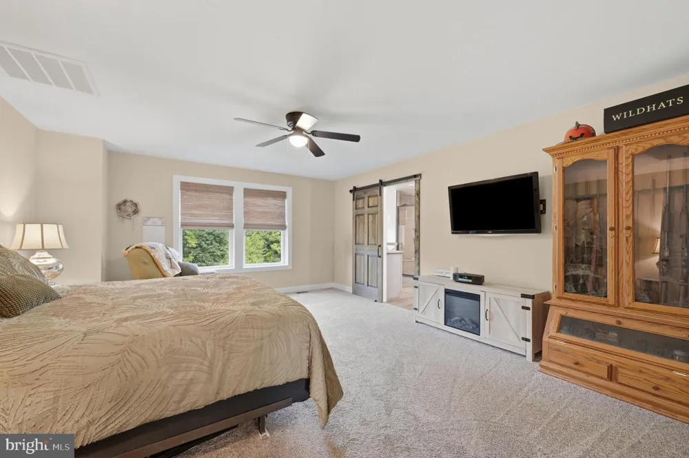295 KING LEAR DRIVE Charles Town, WV 25414