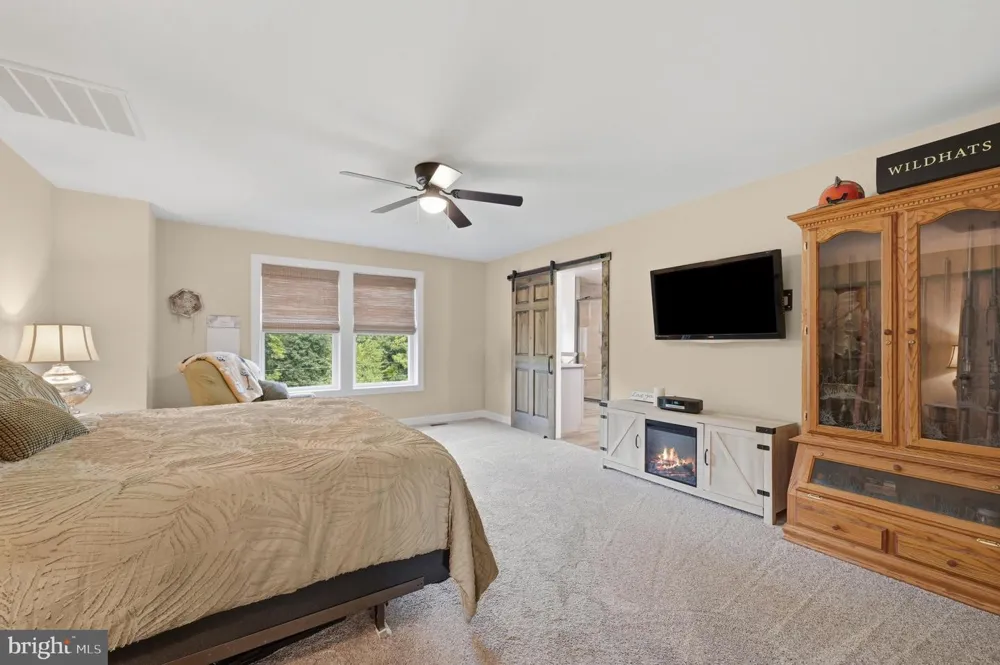 295 KING LEAR DRIVE Charles Town, WV 25414