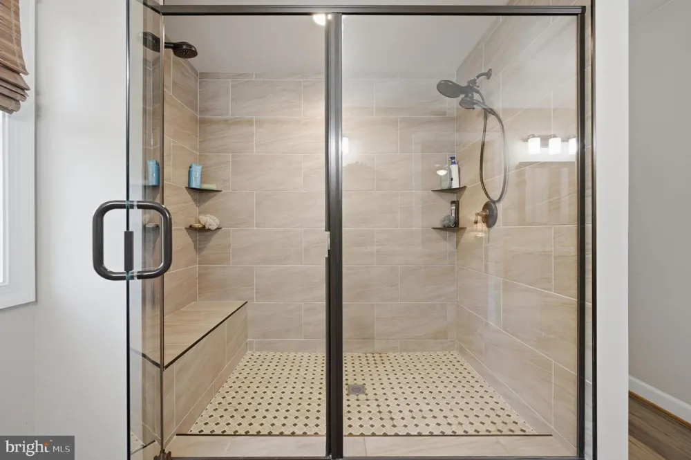 295 KING LEAR DRIVE Charles Town, WV 25414