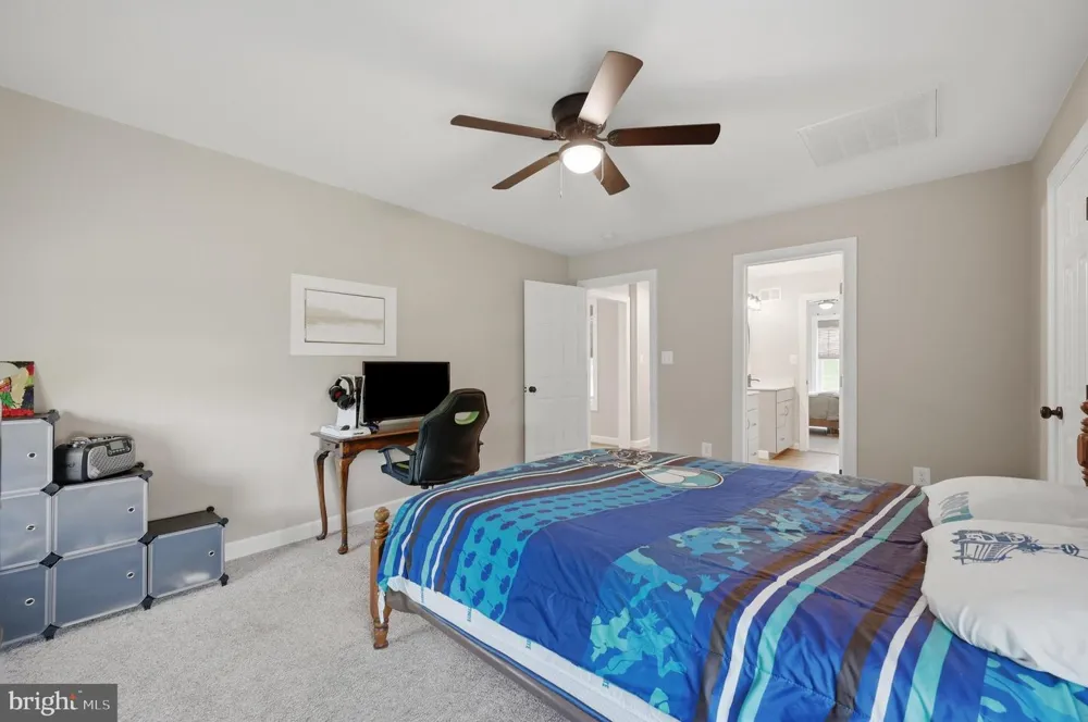 295 KING LEAR DRIVE Charles Town, WV 25414