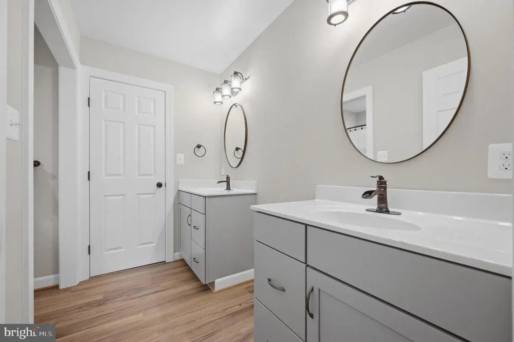 295 KING LEAR DRIVE Charles Town, WV 25414