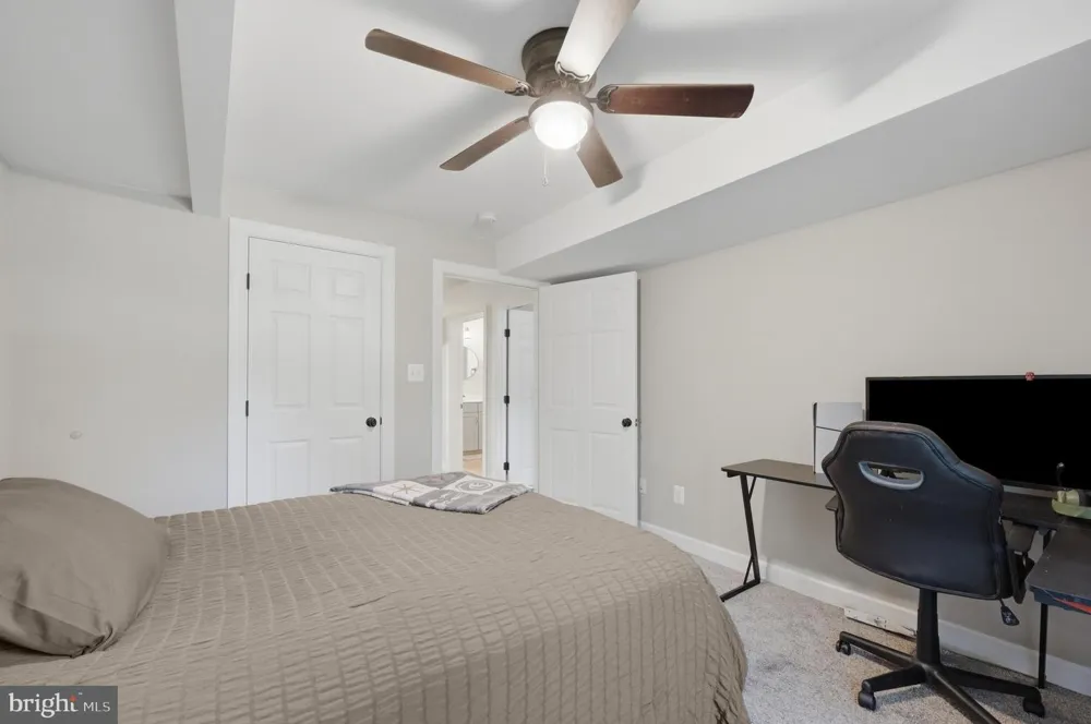 295 KING LEAR DRIVE Charles Town, WV 25414