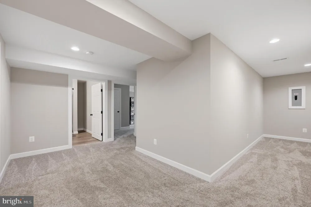 295 KING LEAR DRIVE Charles Town, WV 25414