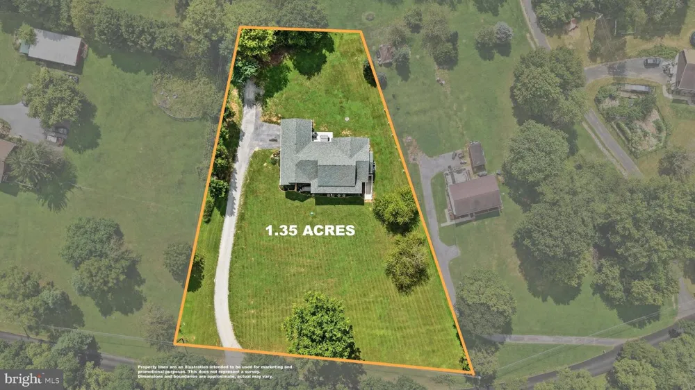 295 KING LEAR DRIVE Charles Town, WV 25414