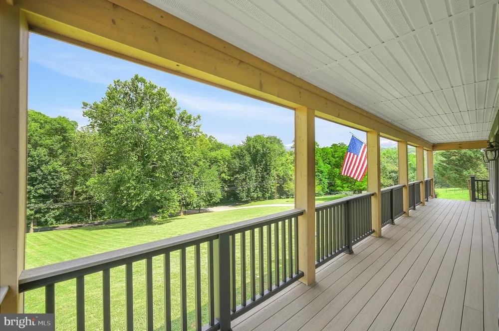 295 KING LEAR DRIVE Charles Town, WV 25414