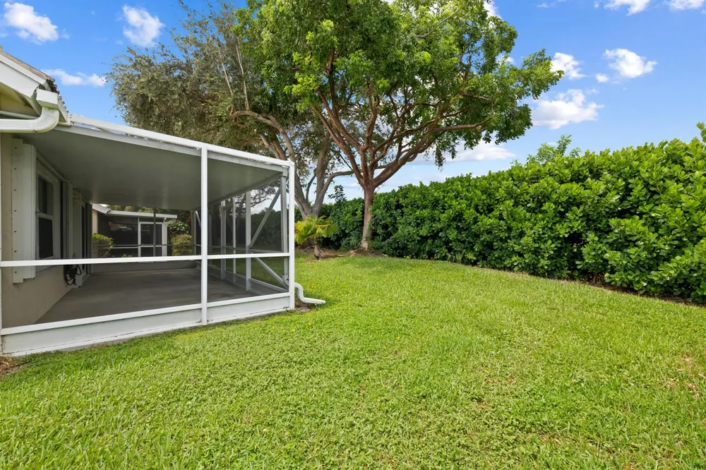 12838 HAMPTON LAKES CIRCLE Boynton Beach, FL 33436