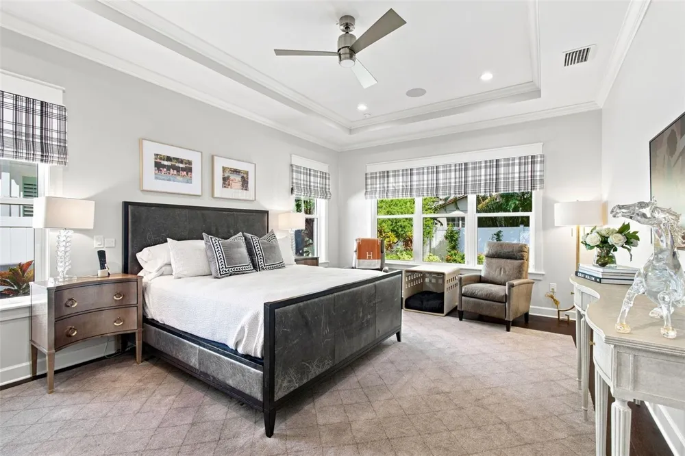 3103 W HAWTHORNE ROAD Tampa, FL 33611