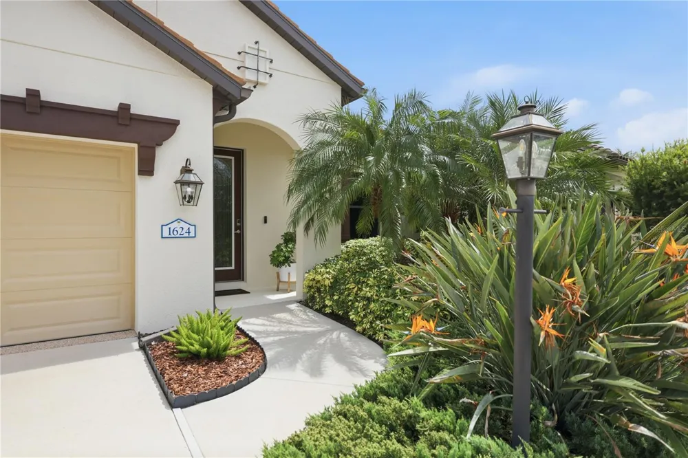 1624 STILL RIVER DRIVE Venice, FL 34293