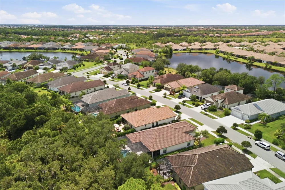 1624 STILL RIVER DRIVE Venice, FL 34293