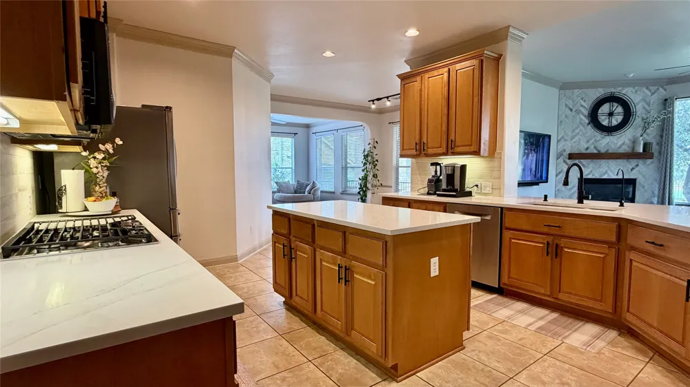 2300 Aldworth Drive Cedar Park, TX 78613