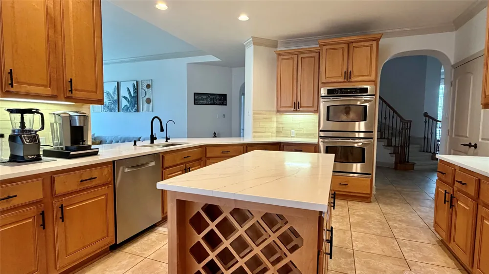 2300 Aldworth Drive Cedar Park, TX 78613