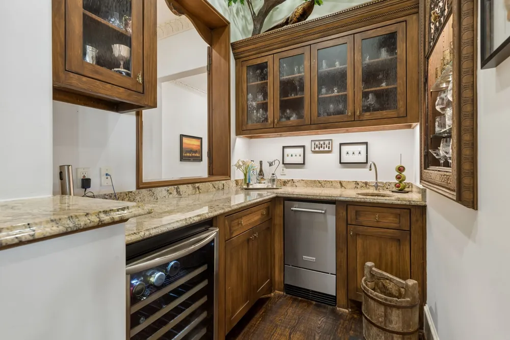 3516 Beverly Drive Highland Park, TX 75205