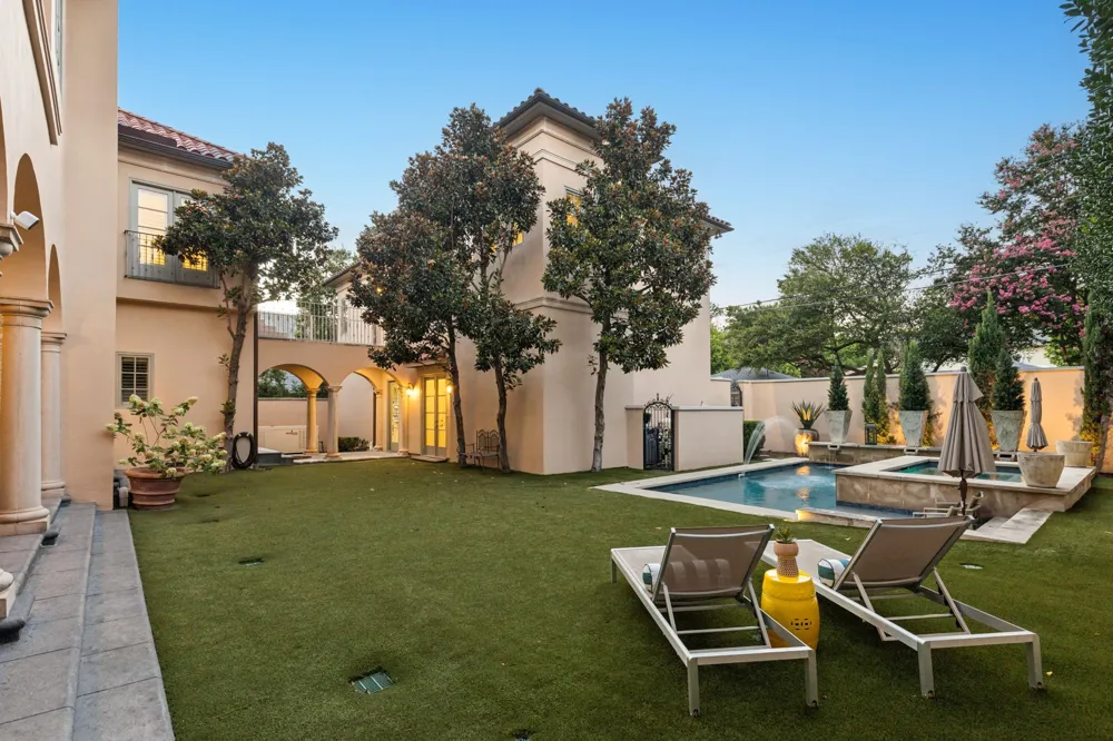 3516 Beverly Drive Highland Park, TX 75205
