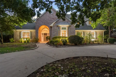 5965 Meletio Lane