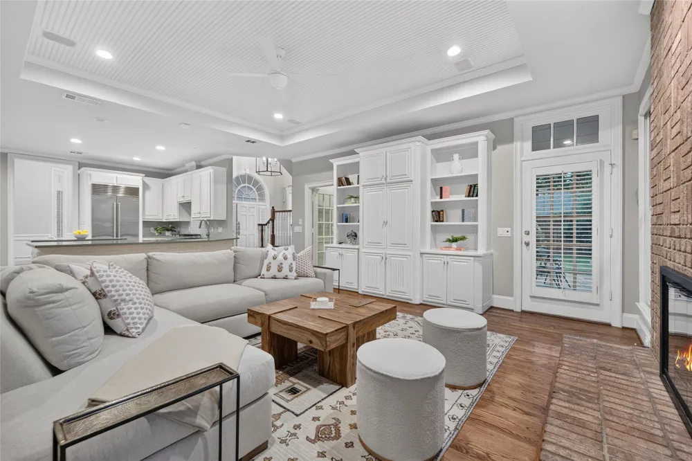 5965 Meletio Lane Dallas, TX 75230