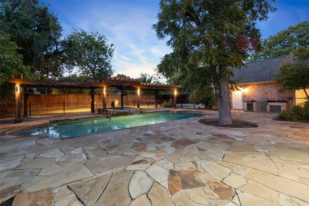 5965 Meletio Lane Dallas, TX 75230