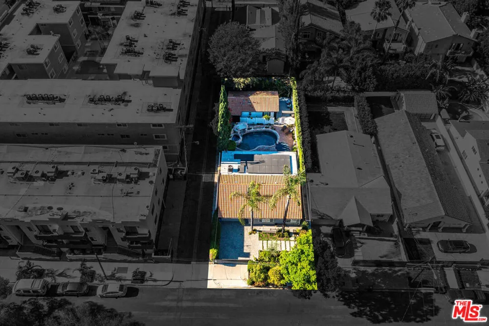 15237 Otsego Street Los Angeles, CA 91403