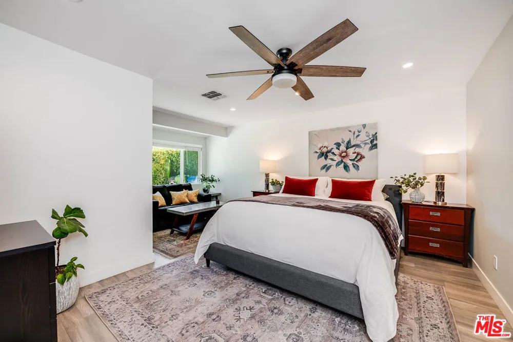 15237 Otsego Street Los Angeles, CA 91403