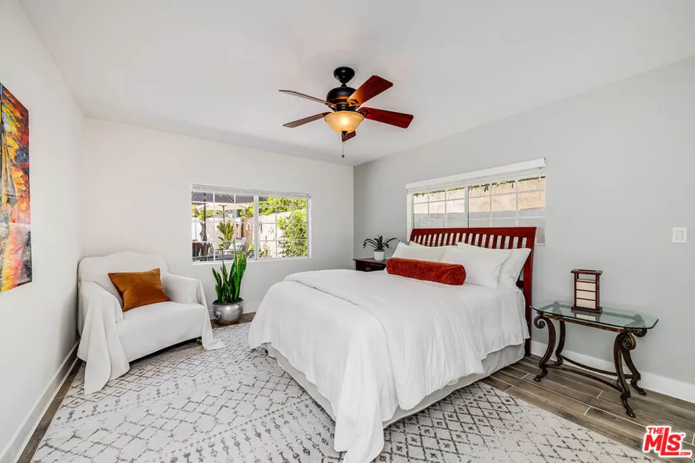15237 Otsego Street Los Angeles, CA 91403