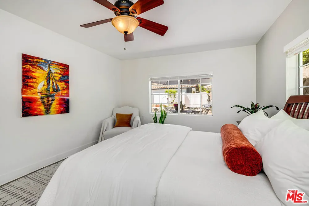 15237 Otsego Street Los Angeles, CA 91403