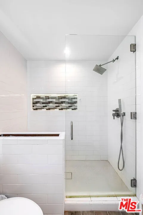 15237 Otsego Street Los Angeles, CA 91403