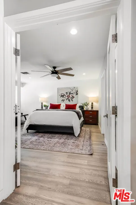 15237 Otsego Street Los Angeles, CA 91403