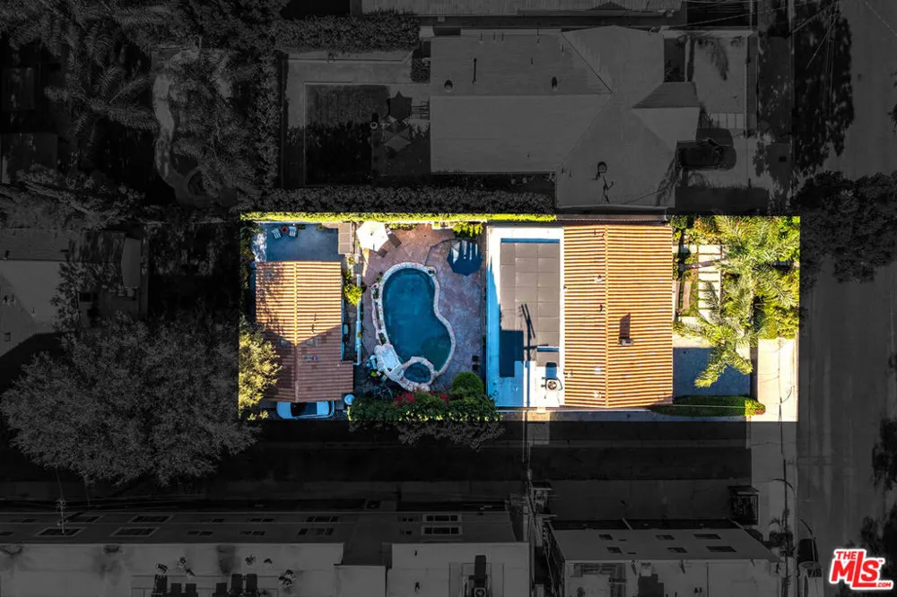 15237 Otsego Street Los Angeles, CA 91403