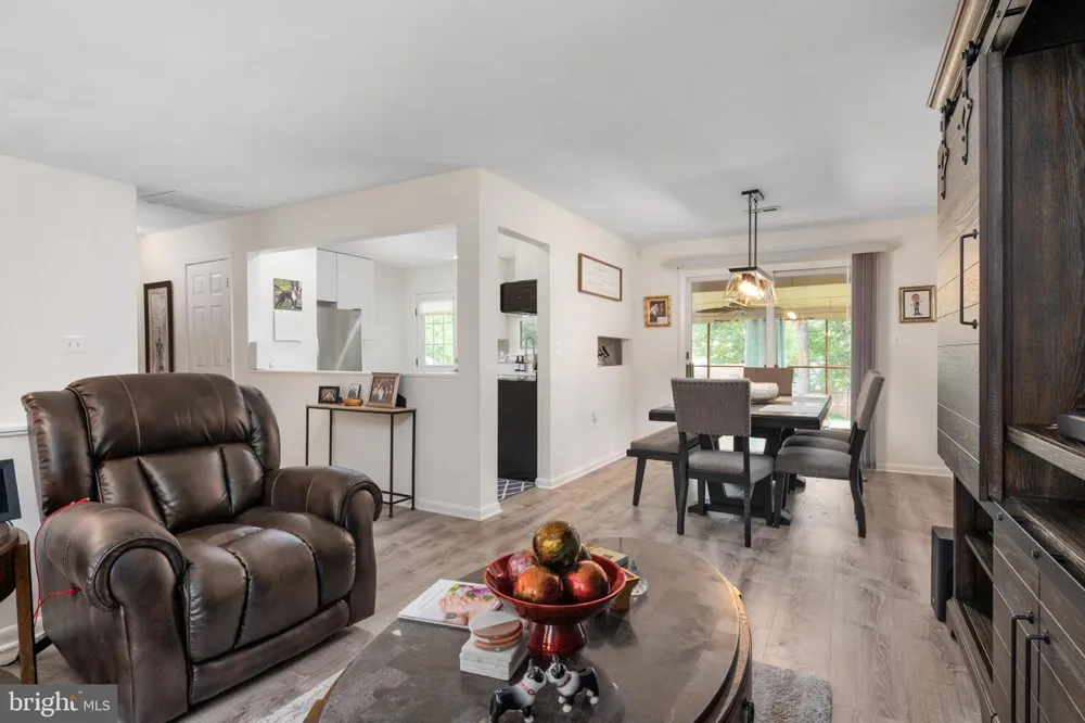 1155 SPRUCE TREE LANE Annapolis, MD 21409