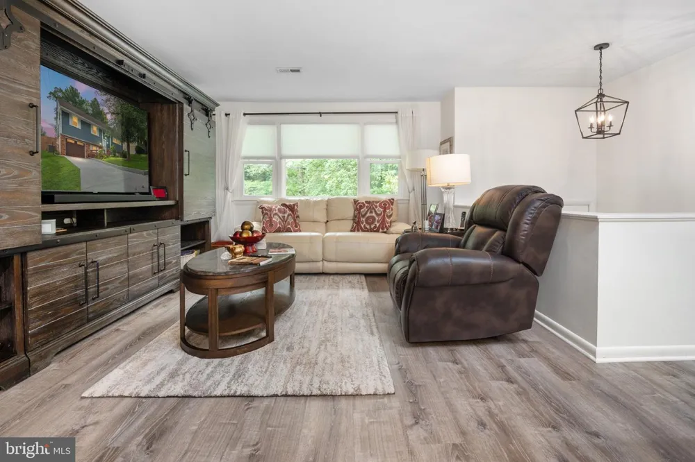 1155 SPRUCE TREE LANE Annapolis, MD 21409