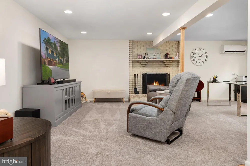 1155 SPRUCE TREE LANE Annapolis, MD 21409