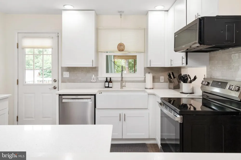 1155 SPRUCE TREE LANE Annapolis, MD 21409