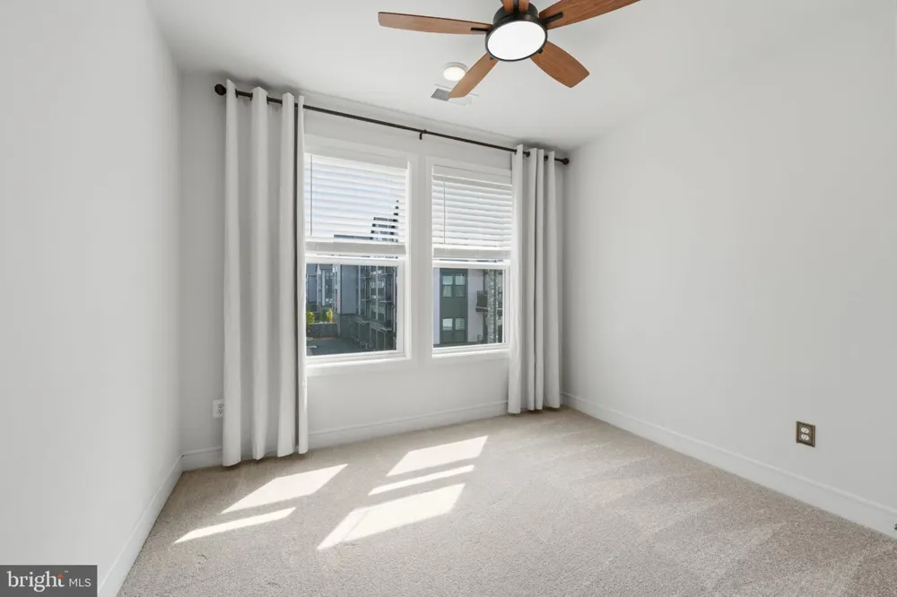 23688 BOLTON CRESCENT TERRACE #304 Ashburn, VA 20148