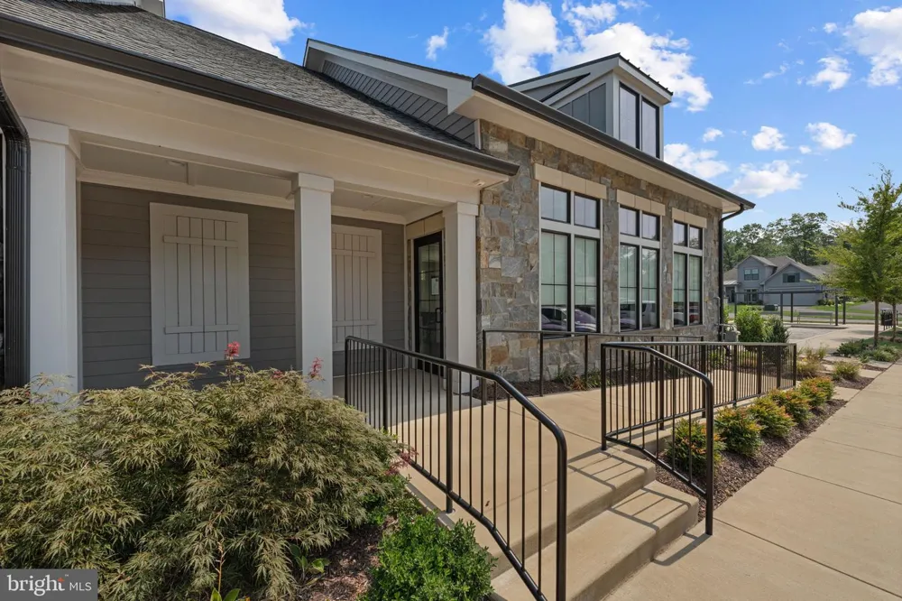 23688 BOLTON CRESCENT TERRACE #304 Ashburn, VA 20148