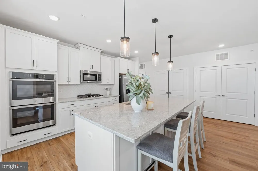 23688 BOLTON CRESCENT TERRACE #304 Ashburn, VA 20148