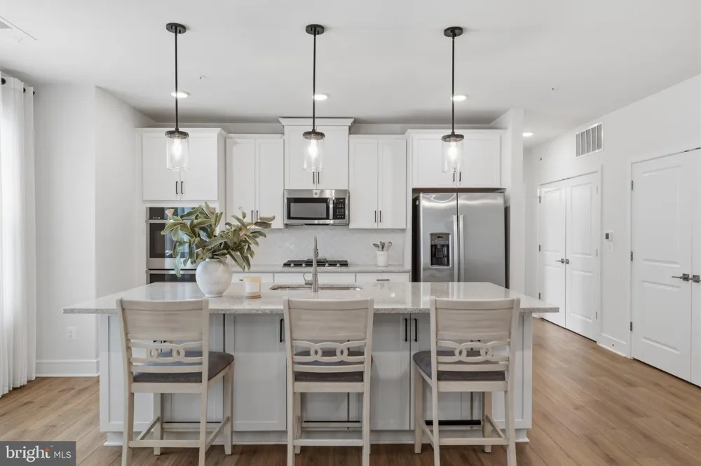 23688 BOLTON CRESCENT TERRACE #304 Ashburn, VA 20148