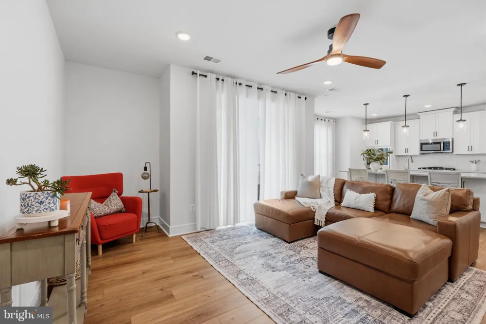 23688 BOLTON CRESCENT TERRACE #304 Ashburn, VA 20148